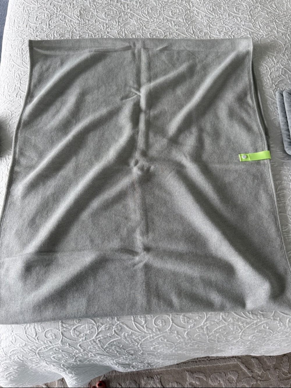 Lululemon scarf/shawl---brand new!